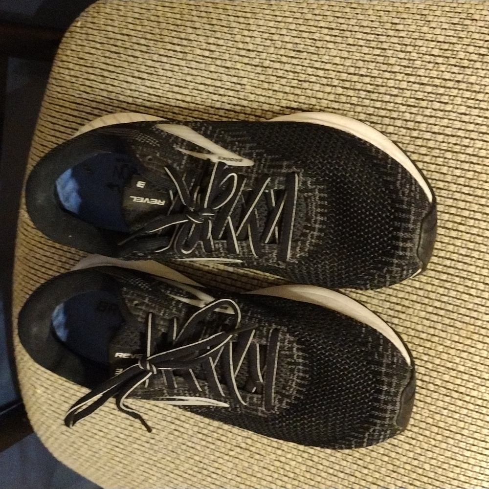 Brooks Revel 3